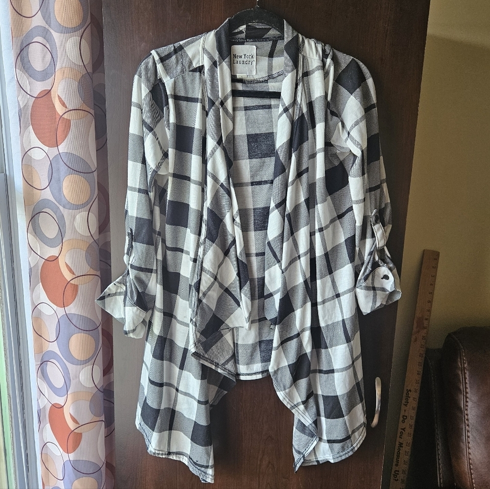 New York Laundry Monochrome Plaid Open Front Cardigan